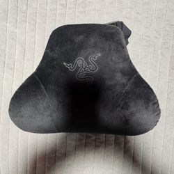 Razor Headrest