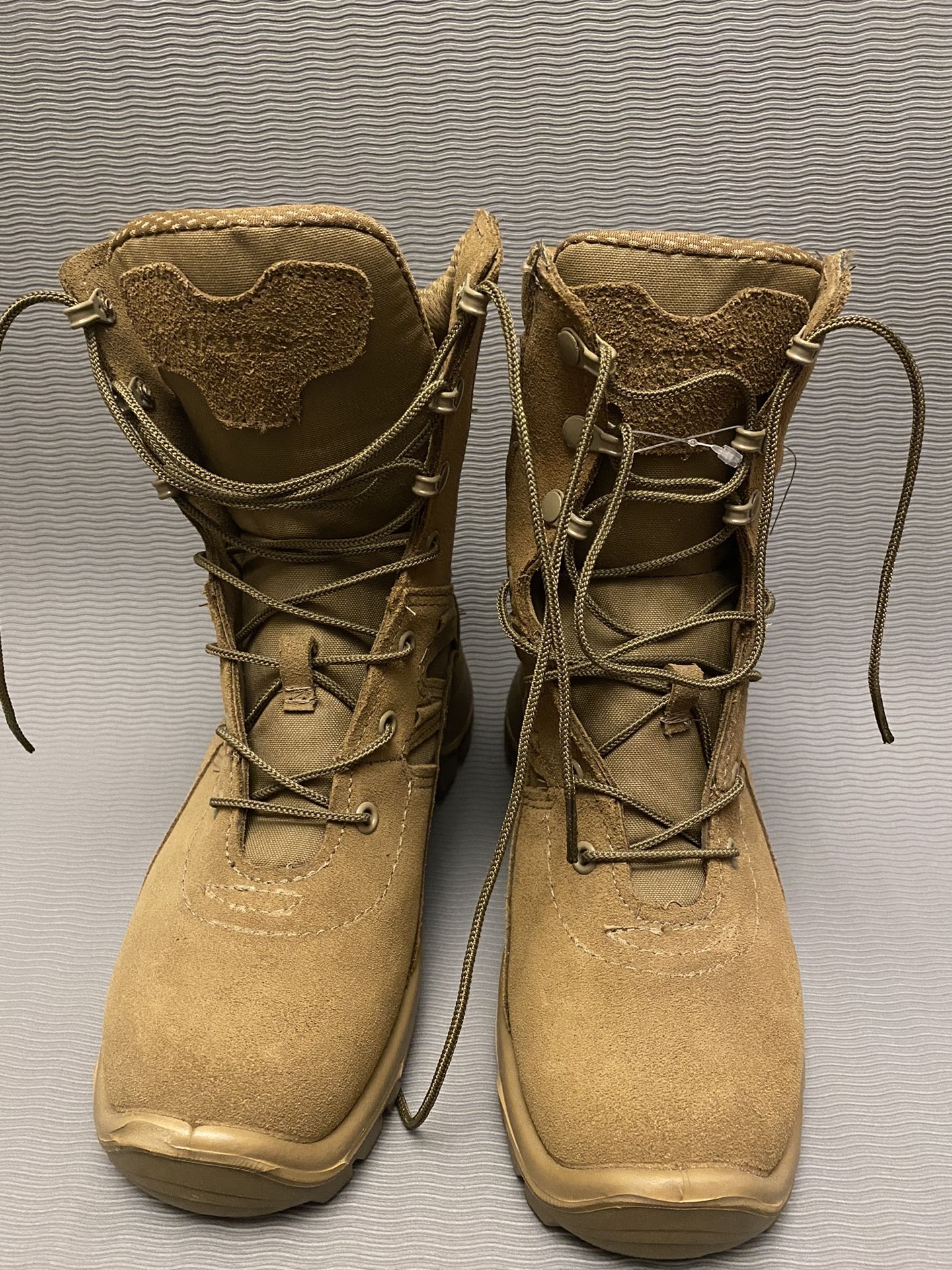 bates military boots size mens 6 womens 8.5