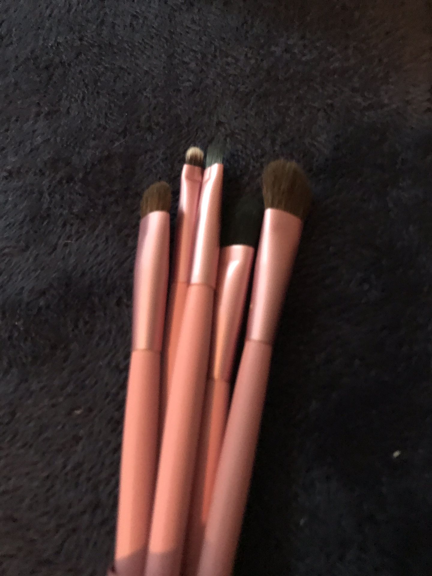 Makeup brushes w case