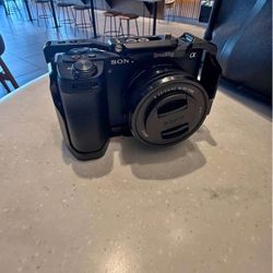 Sony A6700 