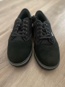 Maui sneakers. Size 13