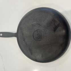 Food Network Cast Iron Pan 10”