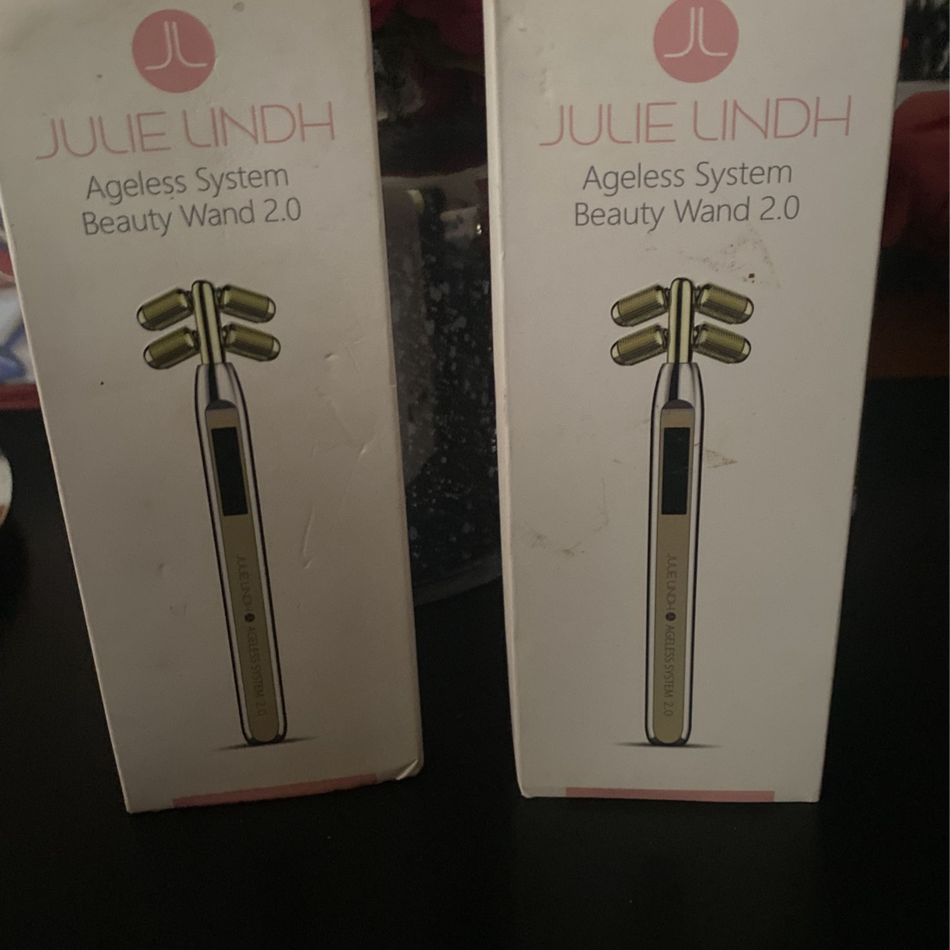 NY Julie Lindh Professional Microcurrent Beauty Wand 