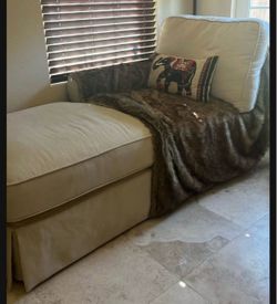 Chaise Lounge Pier one Brand