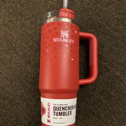 Stanley Flamingo Target Exclusive 40 Oz Tumbler for Sale in Portland, OR -  OfferUp
