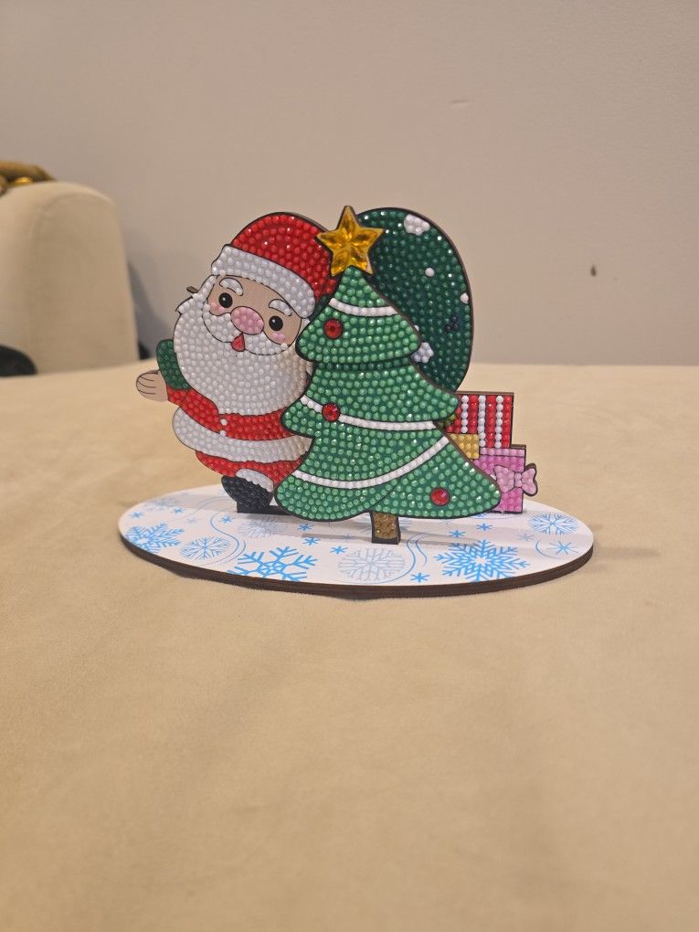 Santa Diamond Art Display