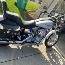 2005 Dyna Glide Low Miles 