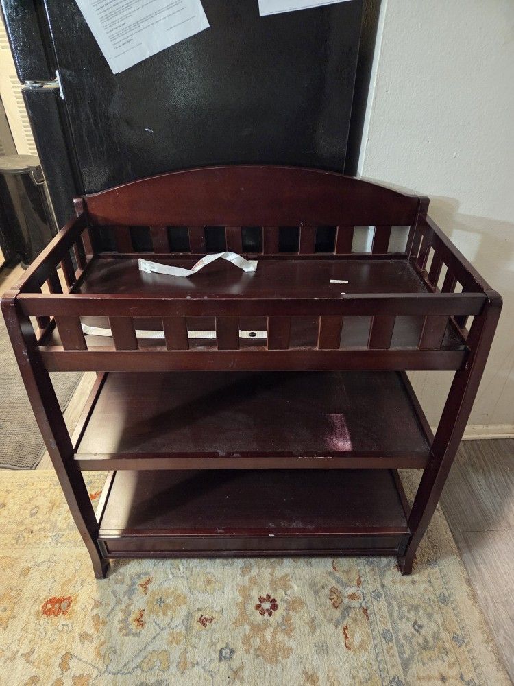BABY DIAPER CHANGING TABLE WITH SEATBELT