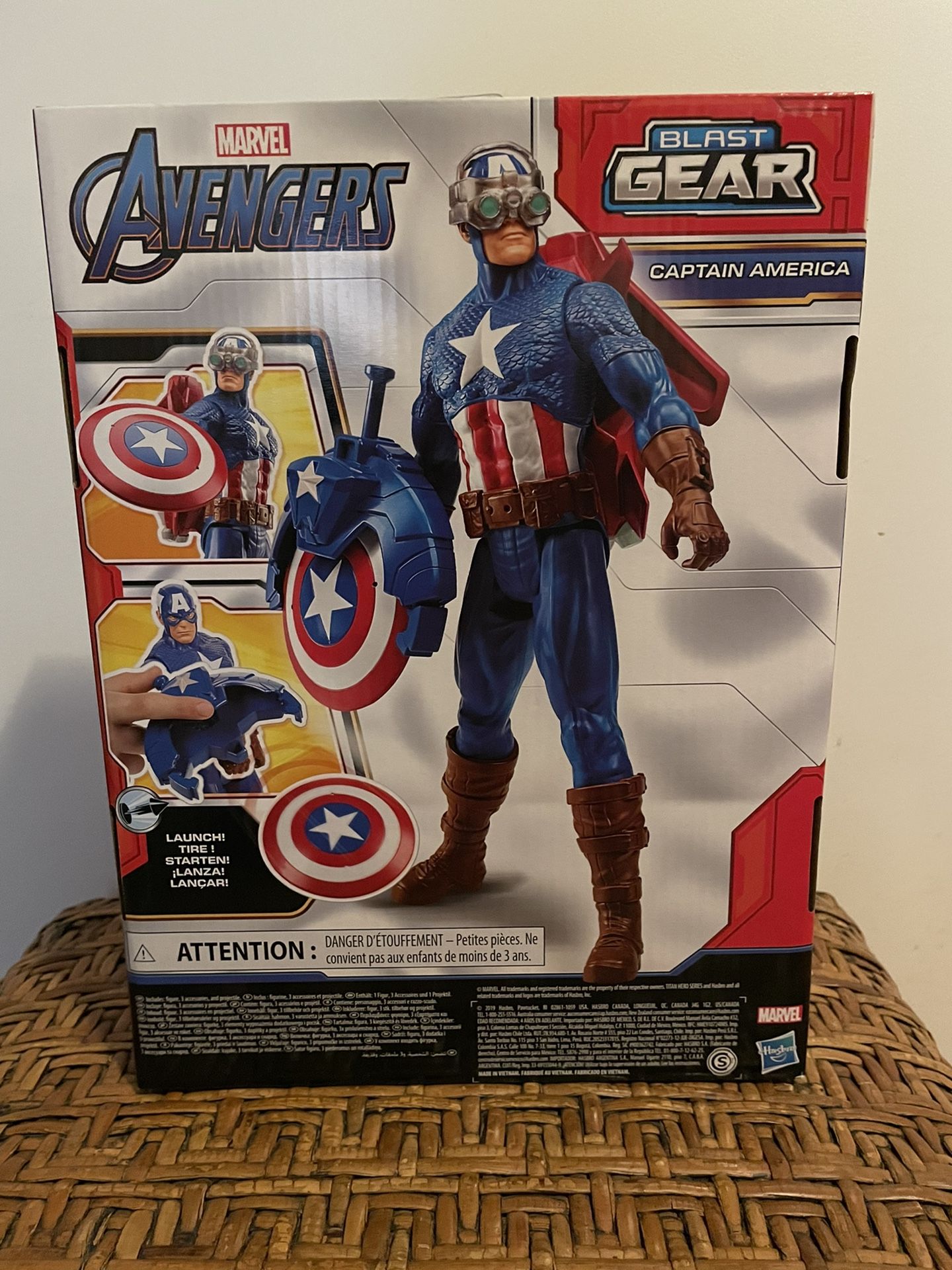 Avenger Captain America 12 inch Action Figure - E7374 Blast Gear Age 4+