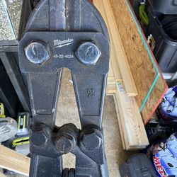 Milwaukee Bolt Cutters