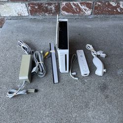 Nintendo Wii System Complete 