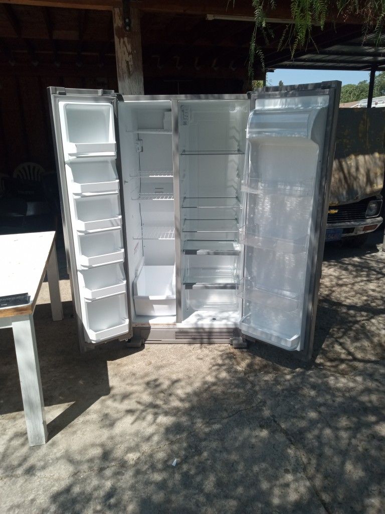 Maytag Refrigerator