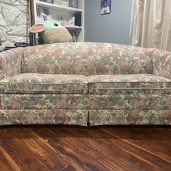FREE La-z-boy  sleeper couch