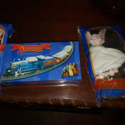 Anastasia Collectable Dolls And Train