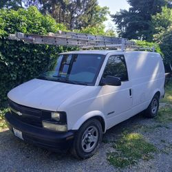 Astro Van 2005 