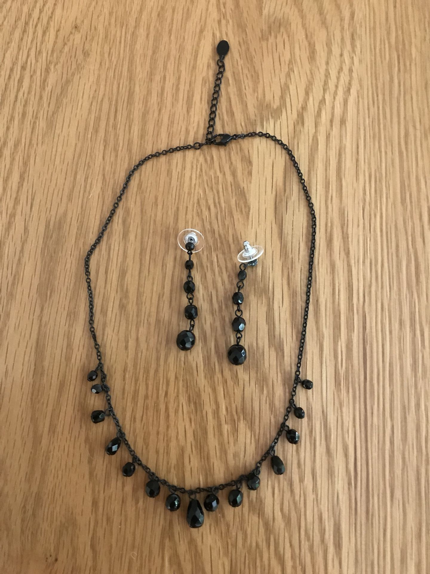 Black crystal bead choker & earring set