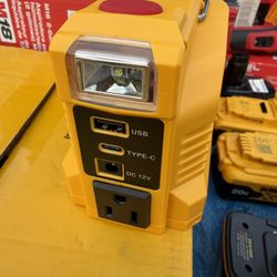 DEWALT aftermarket power station ( works on all DEWALT batteries)