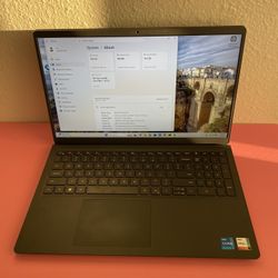 Dell Inspiron 15” (2024 model) FH Display Intel i7 12th Generation 16gb Ram, 1TB  SSD Great Laptop