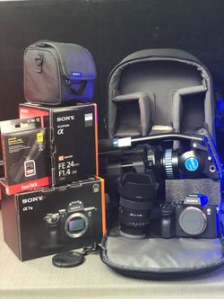 a7 III Mirrorless with FE 24mm f/1.4 GM, Tripod, SD Card and Padded Camera Bag (Lens Barely Used)