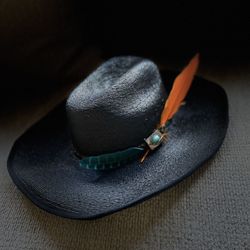 The Rainbow in the storm Hat 🌪️🌈 Vintage rare Rodeo Hat 🤠 🖤charcoal color straw Cavender’s Hat 🎩with brown leather belt The hat is remade by me e