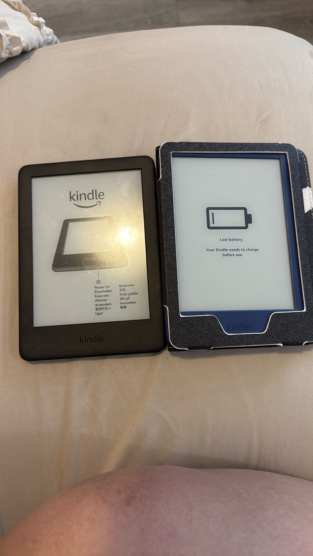 Kindles 2 For One With Case