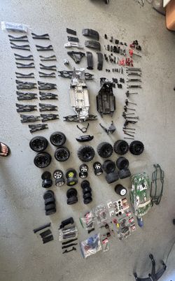 ALOT OF RC PARTS