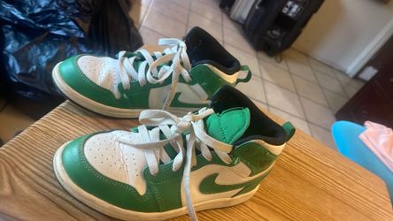 Tengo estos tents estilo nike said 2 niños