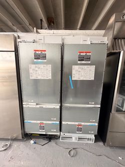 Sub-Zero 60” Built-In Refrigerator & Freezer Column Set –  Panel Ready Used Like New