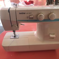 Sewing machine 
