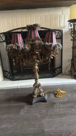 Vintage Ornate Baroque Style Multi-Shade Table Lamp