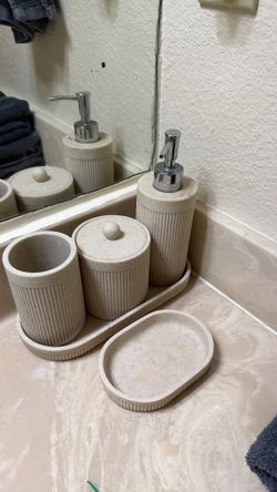Bathroom accessories