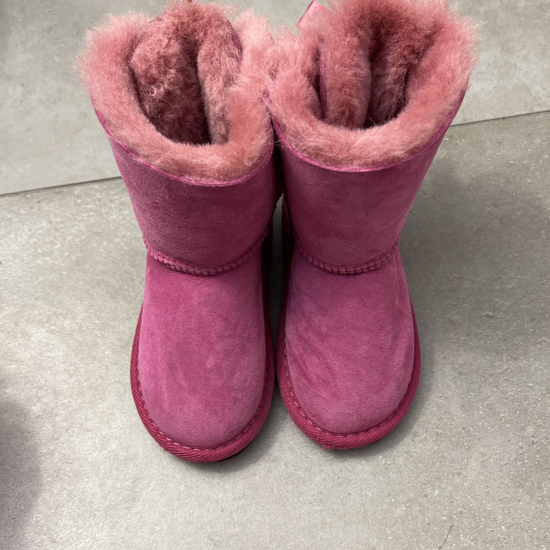 Ugg Pink Toddler Size 11-12 Bailey Boot