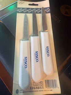 SYSCO  Sani-Soft 3-1/4" Paring Knives 3-Pack White Handle Made in USA New in Miami Dolphin Mall area.