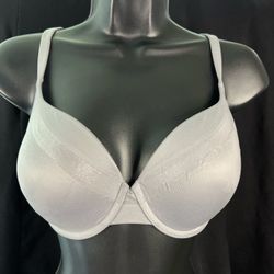 Victoria's Secret Body by Victoria Perfect Shape Bra for Sale in San