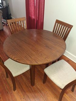 Dining Table w/ 4 Chairs
