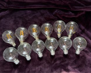 12 Lightbulbs