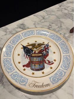 Avon freedom plate 1974