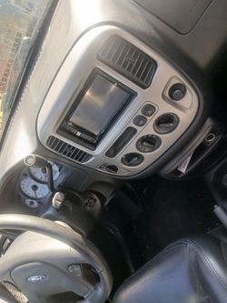 2003 ford escape limited