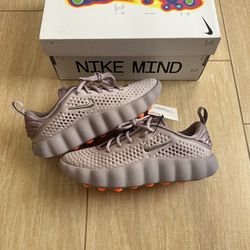 Nike Mind 002 Light Violet Ore Size 6.5W