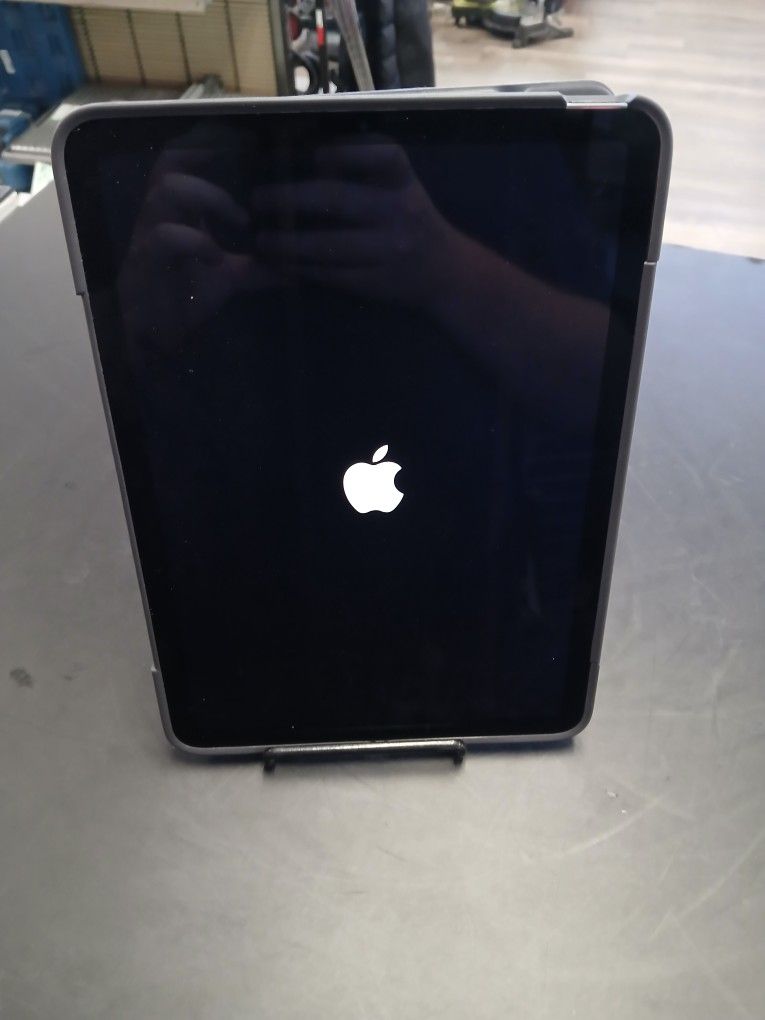 APPLE IPAD AIR 5TH GEN