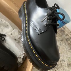 Dr. Marten Quad Retro Shoes