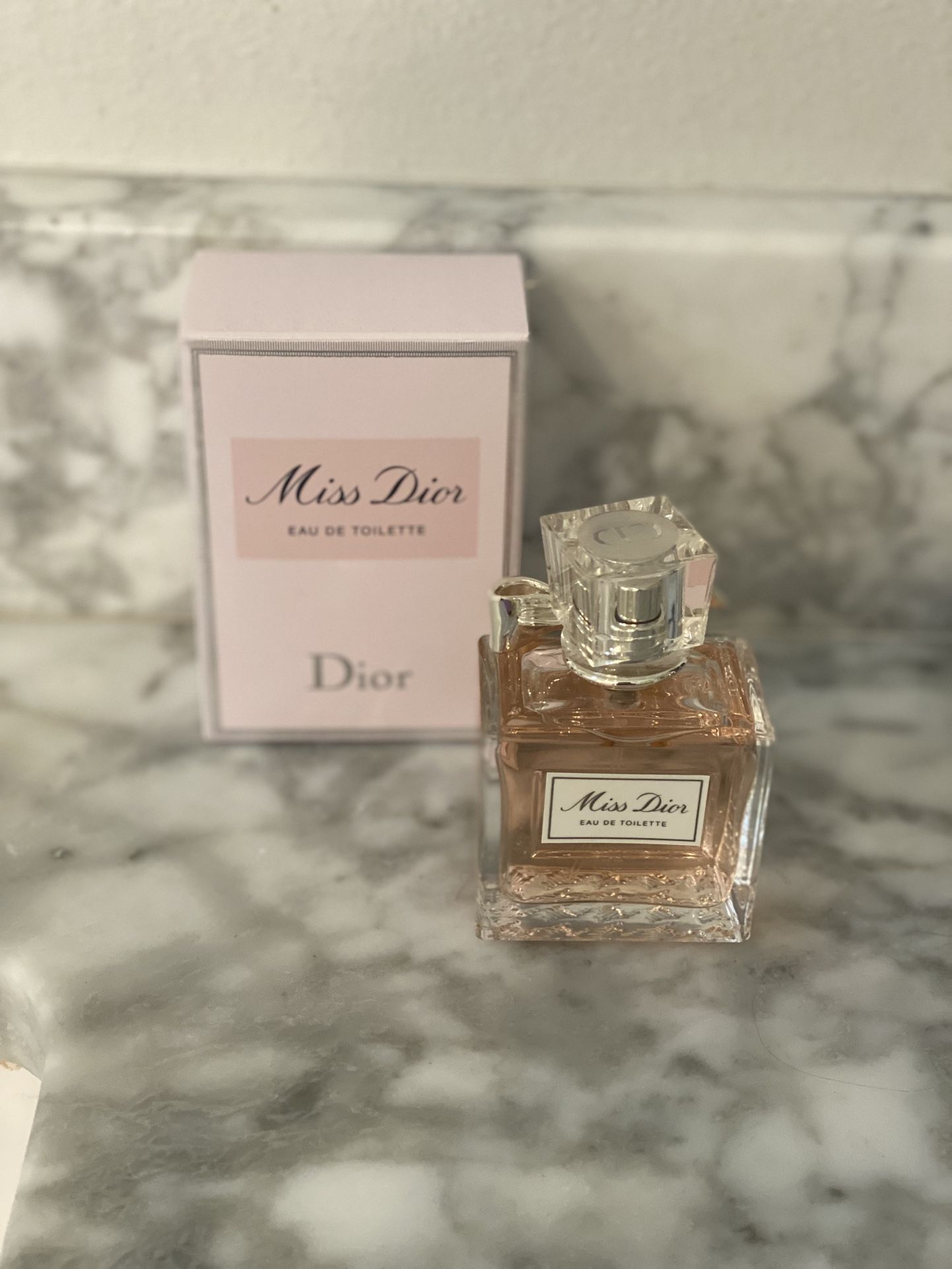 Dior perfume 