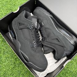 New Jordan 4 “Black Cat” Size 11.5M