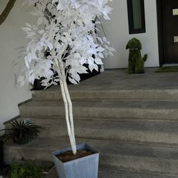 Artificial Tree 