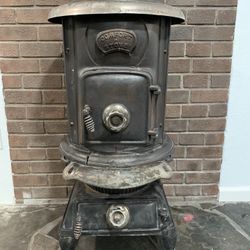 Vintage Wood Stove, Comfort Stove Brand