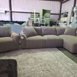 Brand New Lifestyle Easton Latte 2pc Sectional & Swivel Chair Set