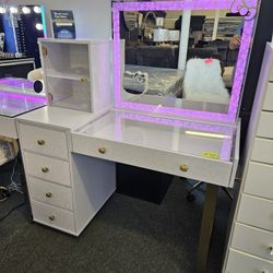 Brand New Vanity Hello Kitty 5 Drawers Glass Door & Hollywood Mirror W/ RGB LIGHT $899
