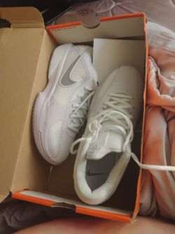 Nike Basketball Shoes Size 7.5