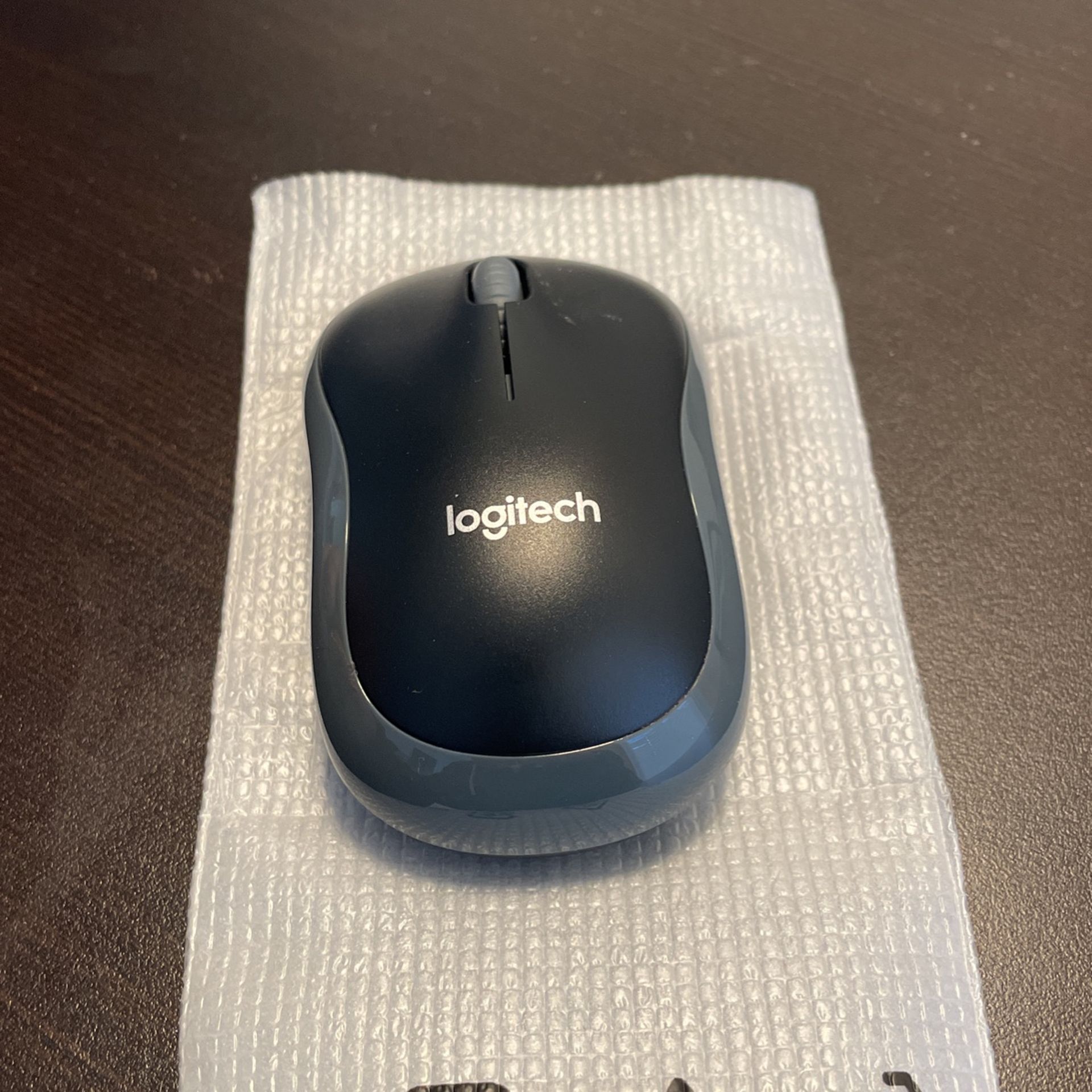 Logitech Wireless Computer mouse