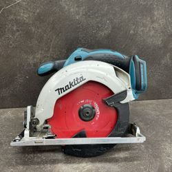 Makita Circular Saw XSS02